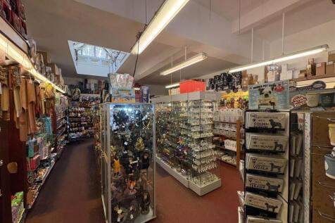 GROUND FLOOR RETAIL