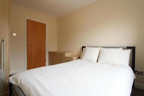 Trafalgar - Bedroom 1.jpg