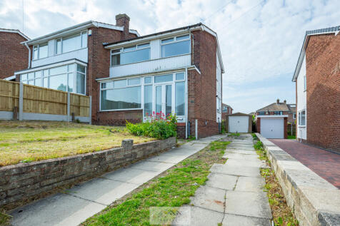 Front of house 1....