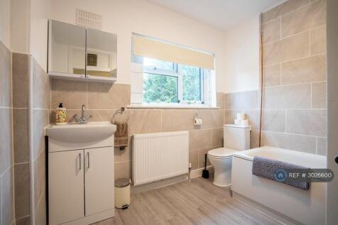 First Floor Small Bathroom 3