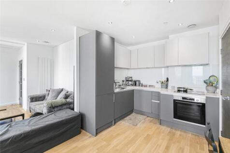 Reception/Kitchen