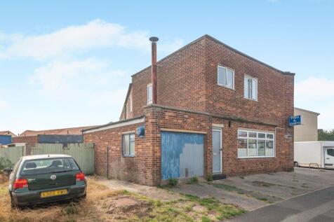 3-7 (odd) Fort Cumberland Road, Southsea PO4 9LG