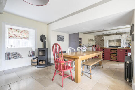 37-6819d975f170b-...