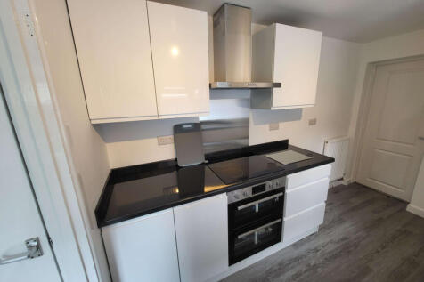 Ashton Road Luton, LU1 photo 2