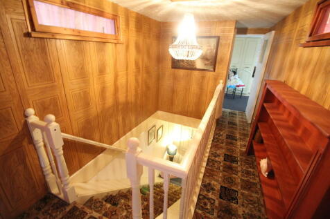 2nd Floor Landing...