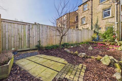 Spacious Garden with Seating Area
