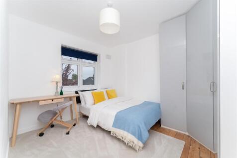 36 Stephenson Bed 2.jpg