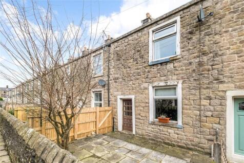 Barnoldswick, BB18 - property photo
