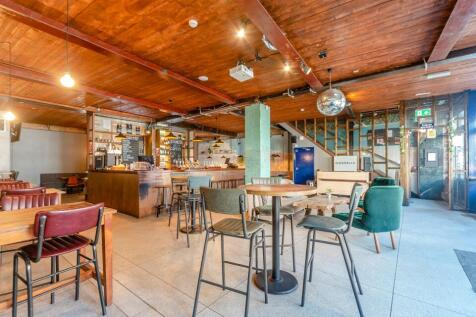 8689817-interior35.jpg