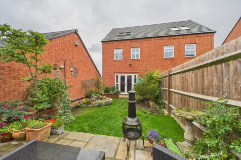 CAM02773G0-PR0367-STILL029