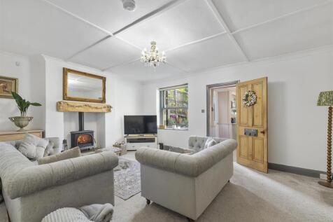 Sitting Room.jpg