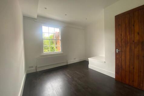 Franklin Cottages, Stanmore, HA7 photo 3