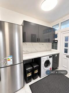Guildford Road, Manchester, M19 photo 5