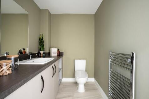 Practical WC with convenient utility storage