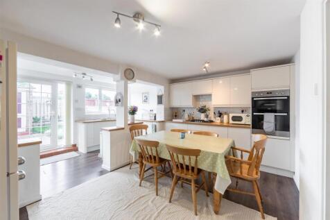 Benfield Close, Consett photo 3