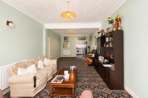 Marlborough Road, Stoke - Lounge