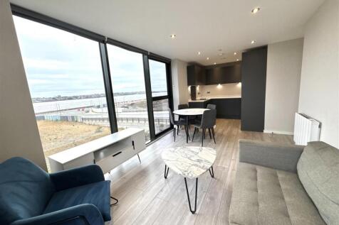 205 park - Living Room 2.jpeg