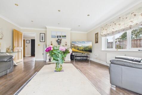 Living Room- Mark Stephens EweMove Newmarket and S