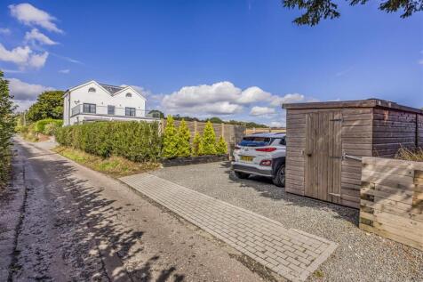 White House, Little Hyden Lane, Waterlooville-Port