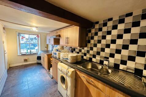 Apartment Kitchen