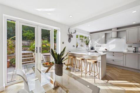 Open Plan Kitchen/Dining Room