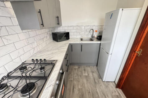 Whitchurch Road Cardiff photo 4