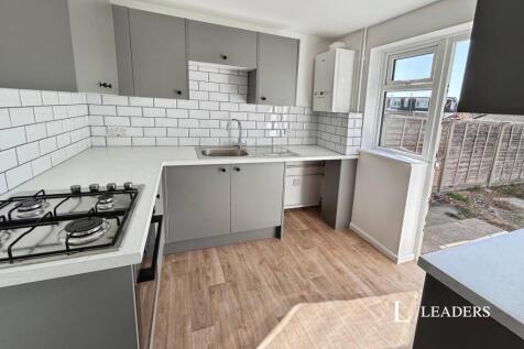 Cedar Close, Worthing, BN13 photo 3