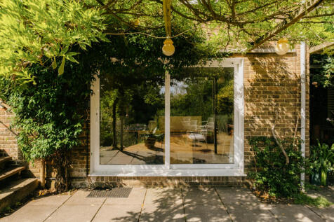 Croft-Hastings-StHelensWoodRoad-Exterior-13