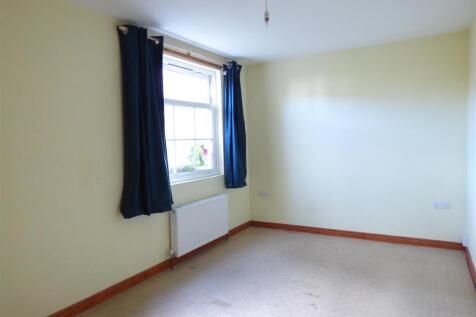 6 Emgate, Bedale photo 4