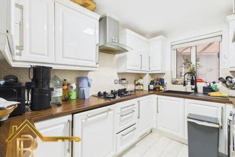 CAM03016G0-PR0047-STILL002