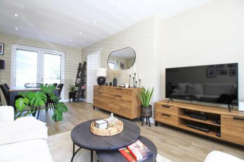 Lounge.....jpg