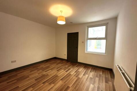 Liverpool Road, Reading, Berkshire, RG1 photo 3