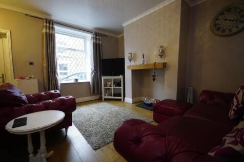 Spacious Lounge