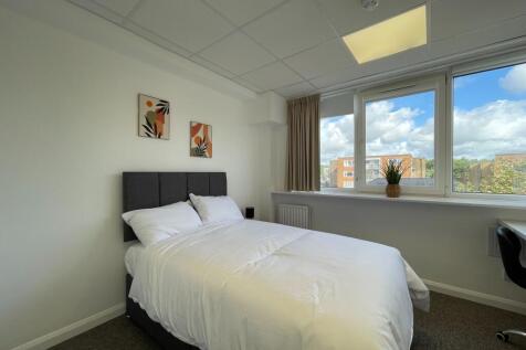 Studio house on Wilbury Villas - P2043S58, £875/mo