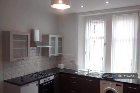 Kitchen/Living Rooms