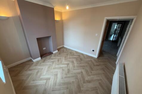 King William Street, Amblecote, Stourbridge, West Midlands, Dy8  photo 3