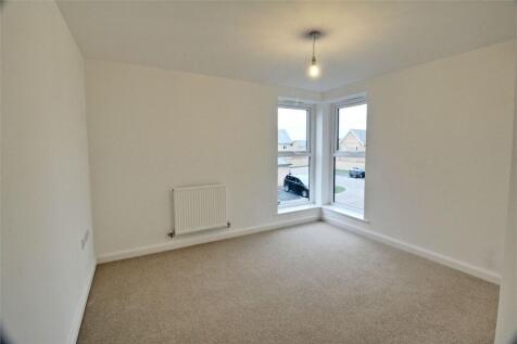 Summers Hill Drive, Papworth Everard, CB23 photo 4
