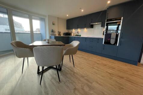 The Avebury, 10 Madeira Road photo 5