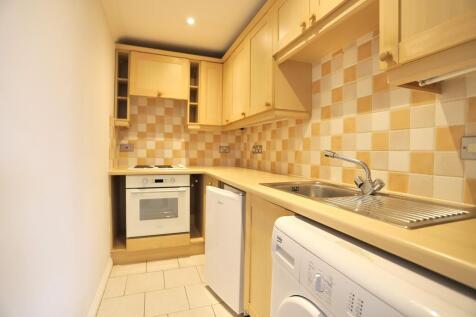 348 - 350 Lymington Road, Highcliffe, Dorset. BH23 5EY photo 4
