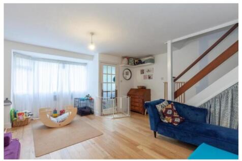 Living Room.jpg