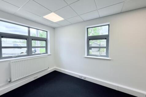 Office to rent Image 5