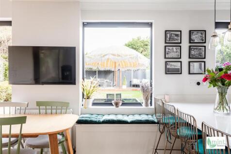 Chertsey Road - Watermark-26.jpg