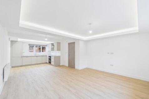 Kitchen / Living Area