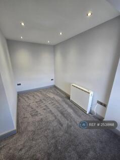 14, Regent Road, Altrincham, WA14 photo 4