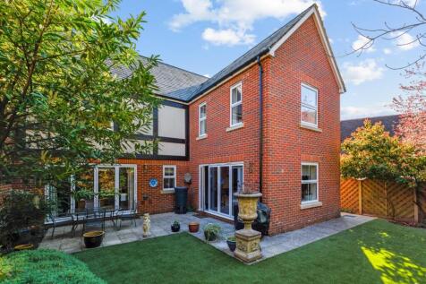 88717_2 Lywood Close (32).jpg