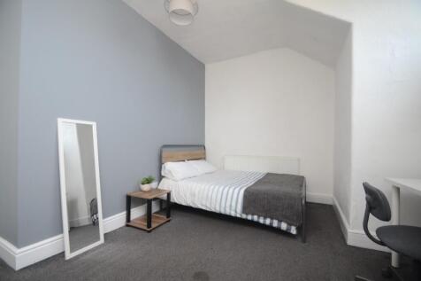 Argyle Avenue, Victoria Park, Manchester, M14 photo 3