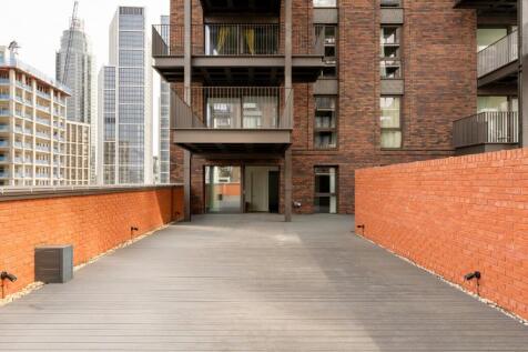 Viaduct Gardens, London, SW11 photo 3