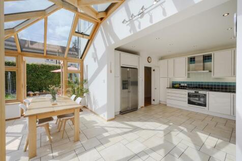 Open Plan Kitchen/Breakfast Room
