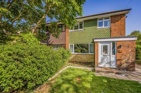 22 Sutton Road, Waterlooville-Small-PorticoMarketi