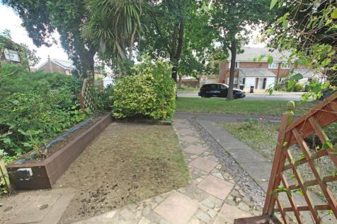 Front garden.jpg